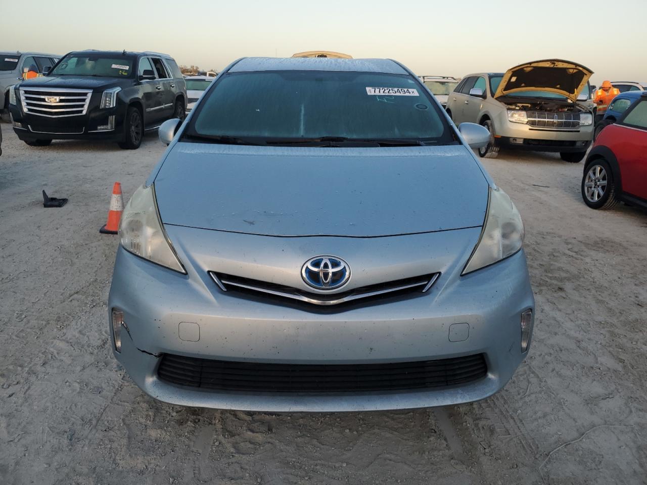 2013 Toyota Prius - Image 5