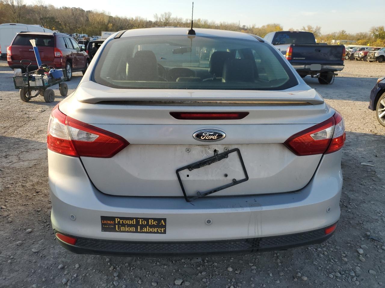 VIN 1FADP3F22DL314203 2013 FORD FOCUS no.6