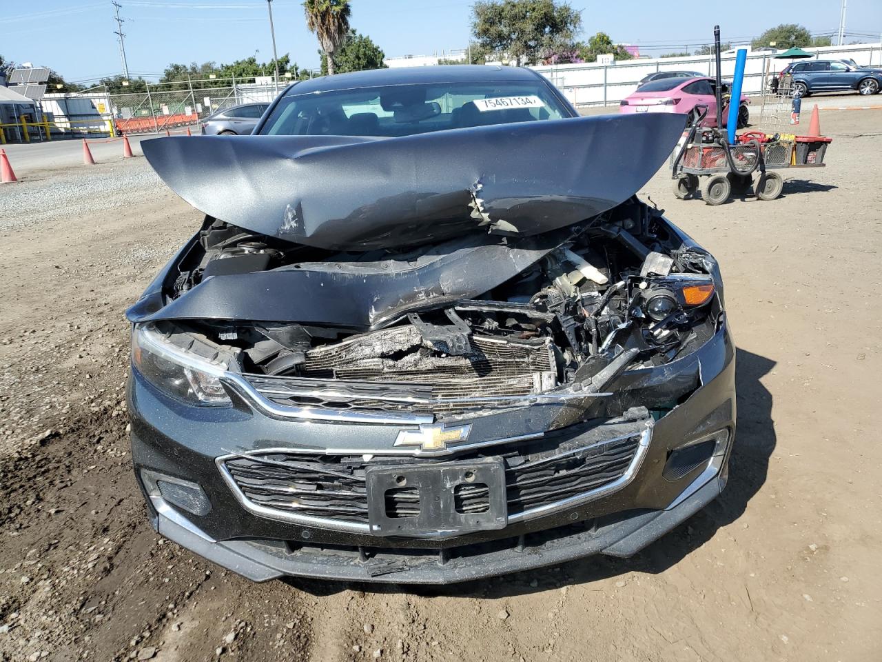 VIN 1G1ZD5ST5JF100425 2018 CHEVROLET MALIBU no.5