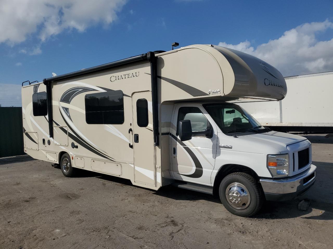 2017 Ford Econoline - Image 1
