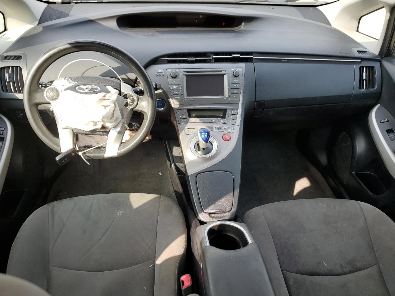 2012 Toyota Prius - Image 8