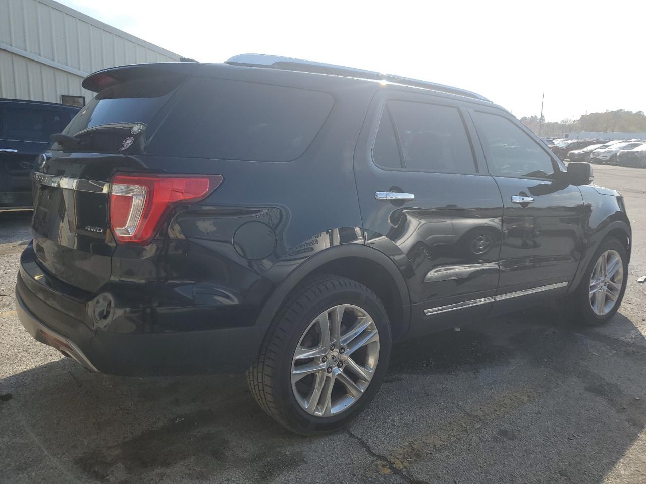2017 Ford Explorer - Image 3
