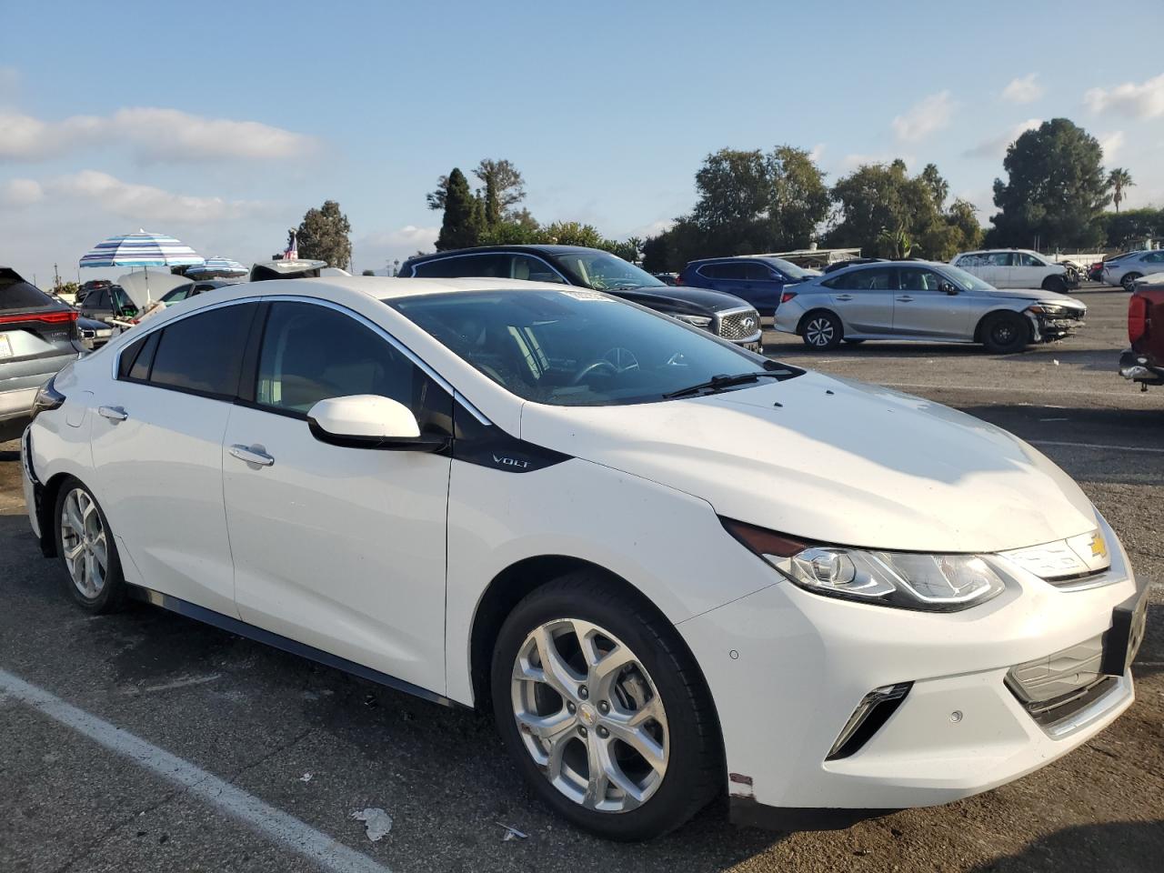 2017 Chevrolet Volt - Image 4