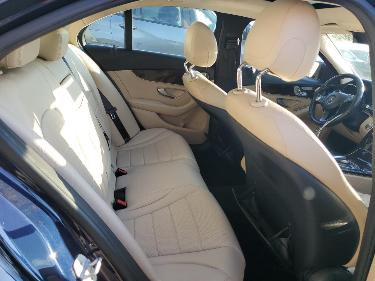 2015 Mercedes-Benz C 300 VIN: 55SWF4JB3FU050979 Lot: 73745874