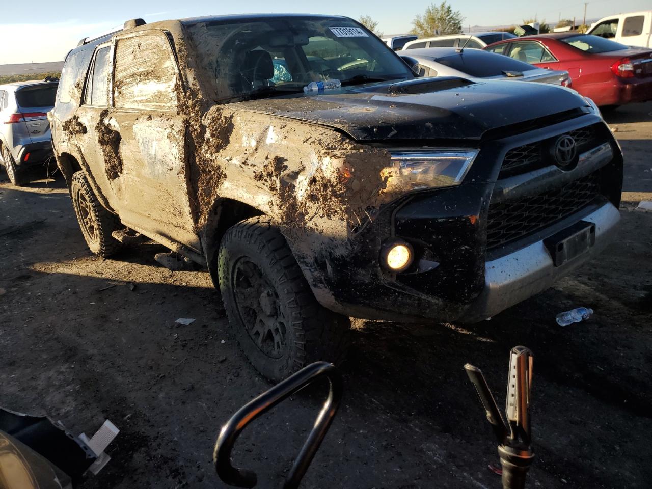 VIN JTEBU5JR4J5537316 2018 TOYOTA 4RUNNER no.4