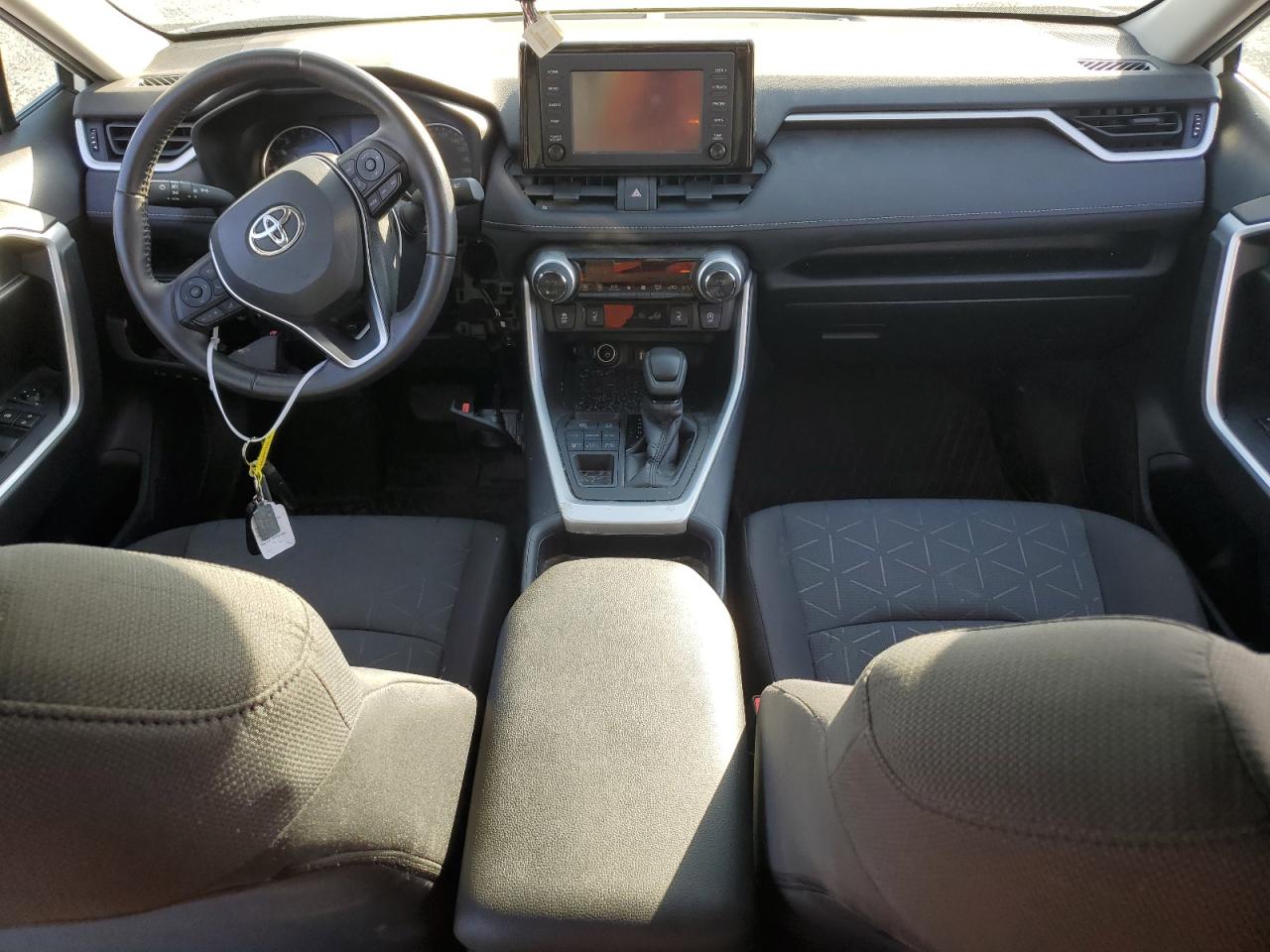 2021 Toyota Rav4 Xle VIN: 2T3R1RFV9MC204620 Lot: 77244974