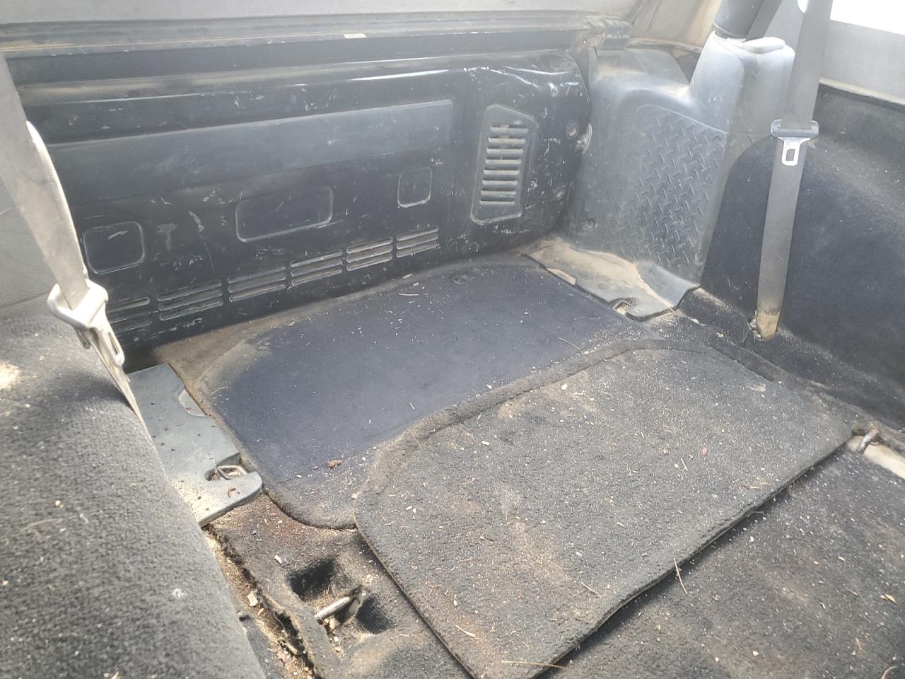 2018 Jeep Wrangler - Image 10
