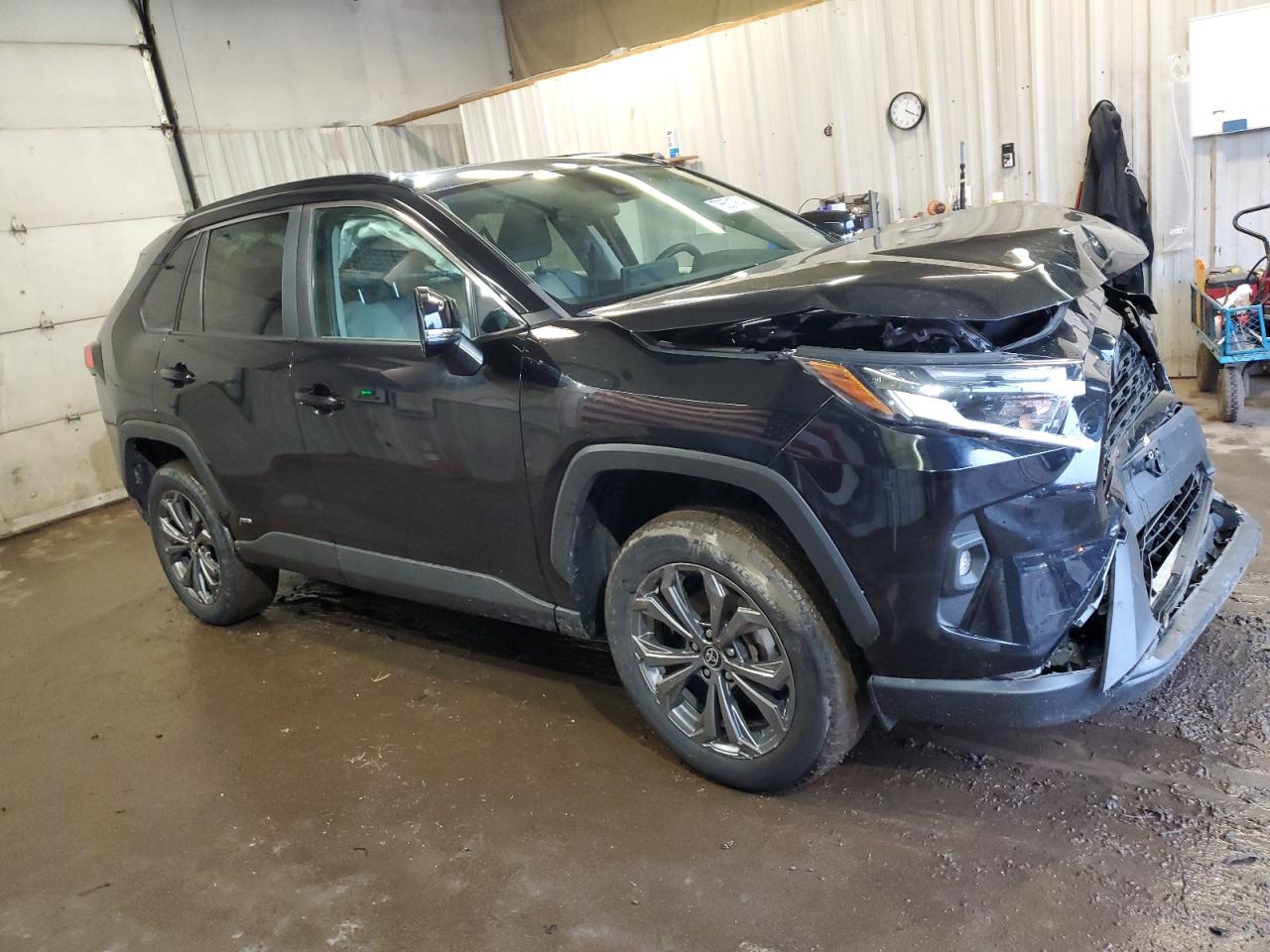 2022 Toyota RAV 4 - Image 4