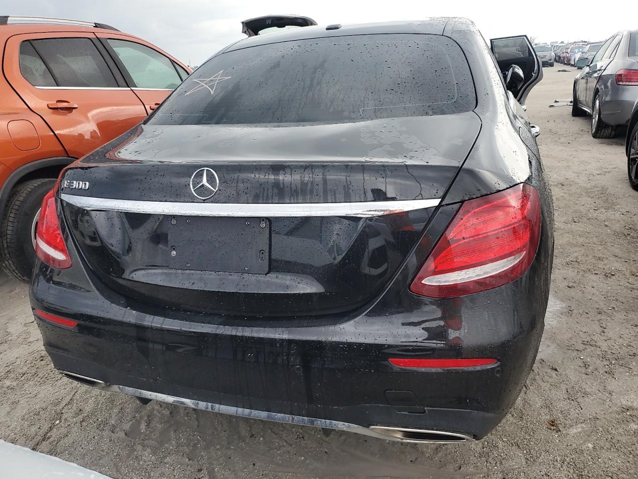 WDDZF4JB1HA013848 2017 Mercedes-Benz E 300