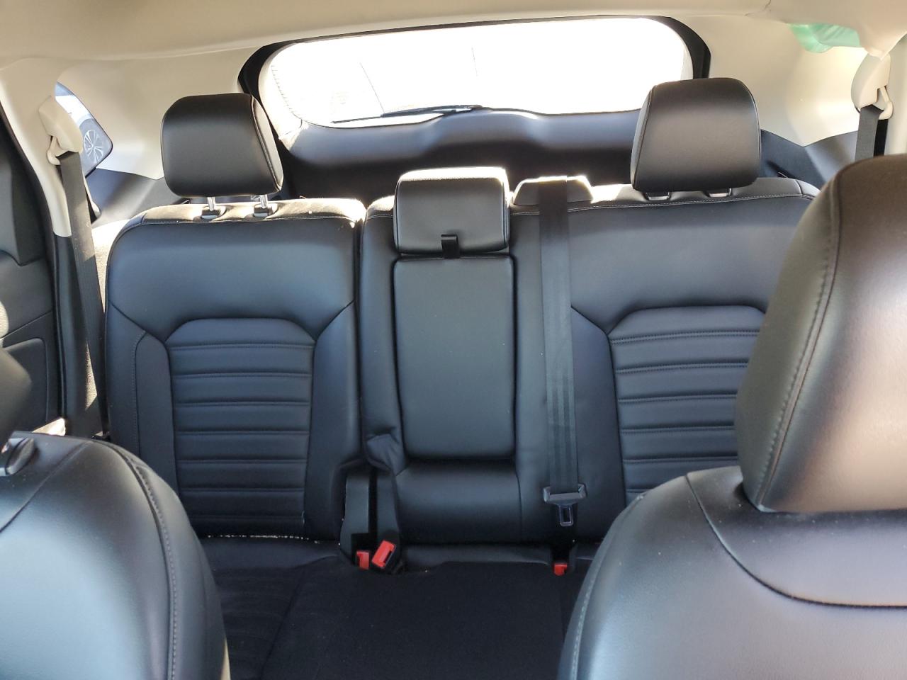 2022 Ford Edge - Image 10
