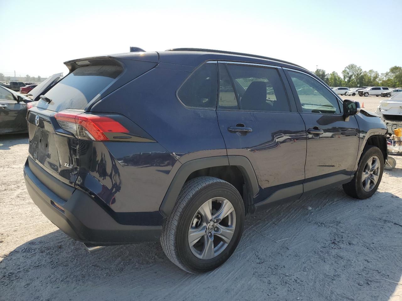 2022 Toyota RAV 4 - Image 3