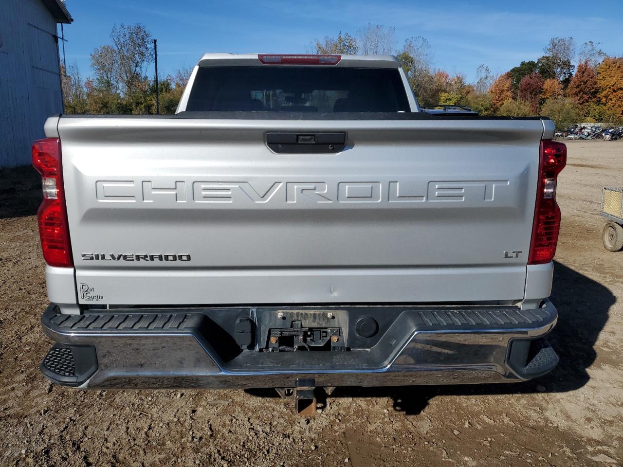 2019 Chevrolet Silverado - Image 6