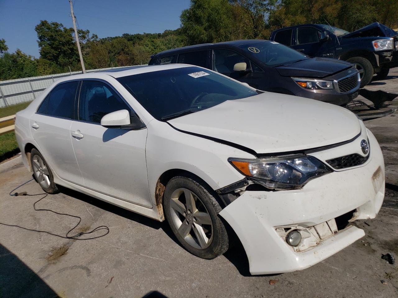 2013 Toyota Camry - Image 4