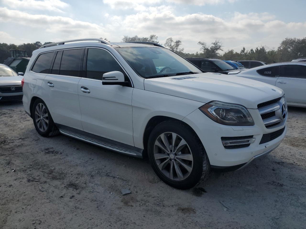 VIN 4JGDF6EE3GA619733 2016 MERCEDES-BENZ GL-CLASS no.4