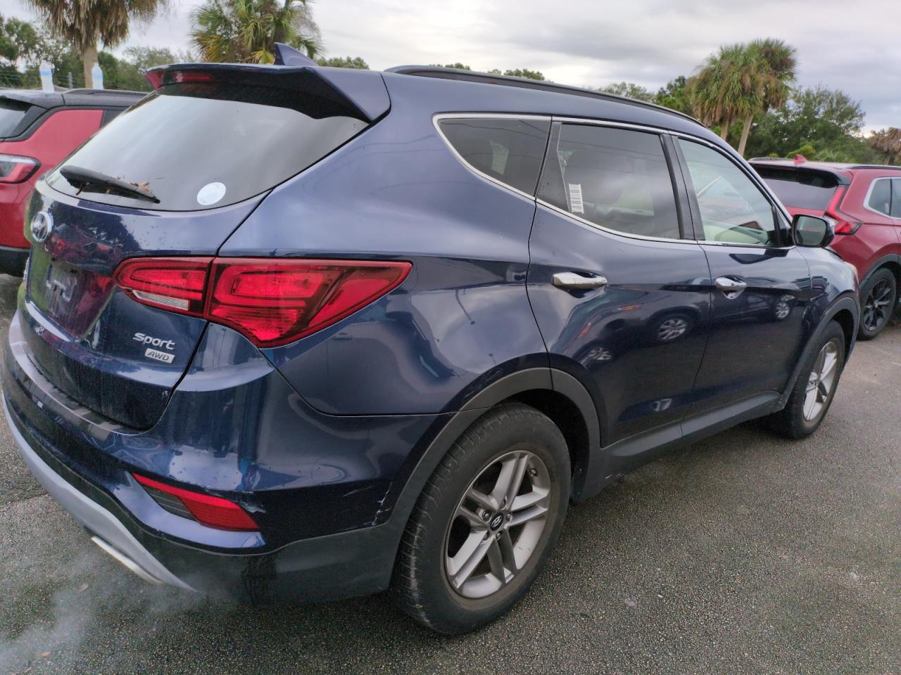 2018 Hyundai Santa Fe - Image 3