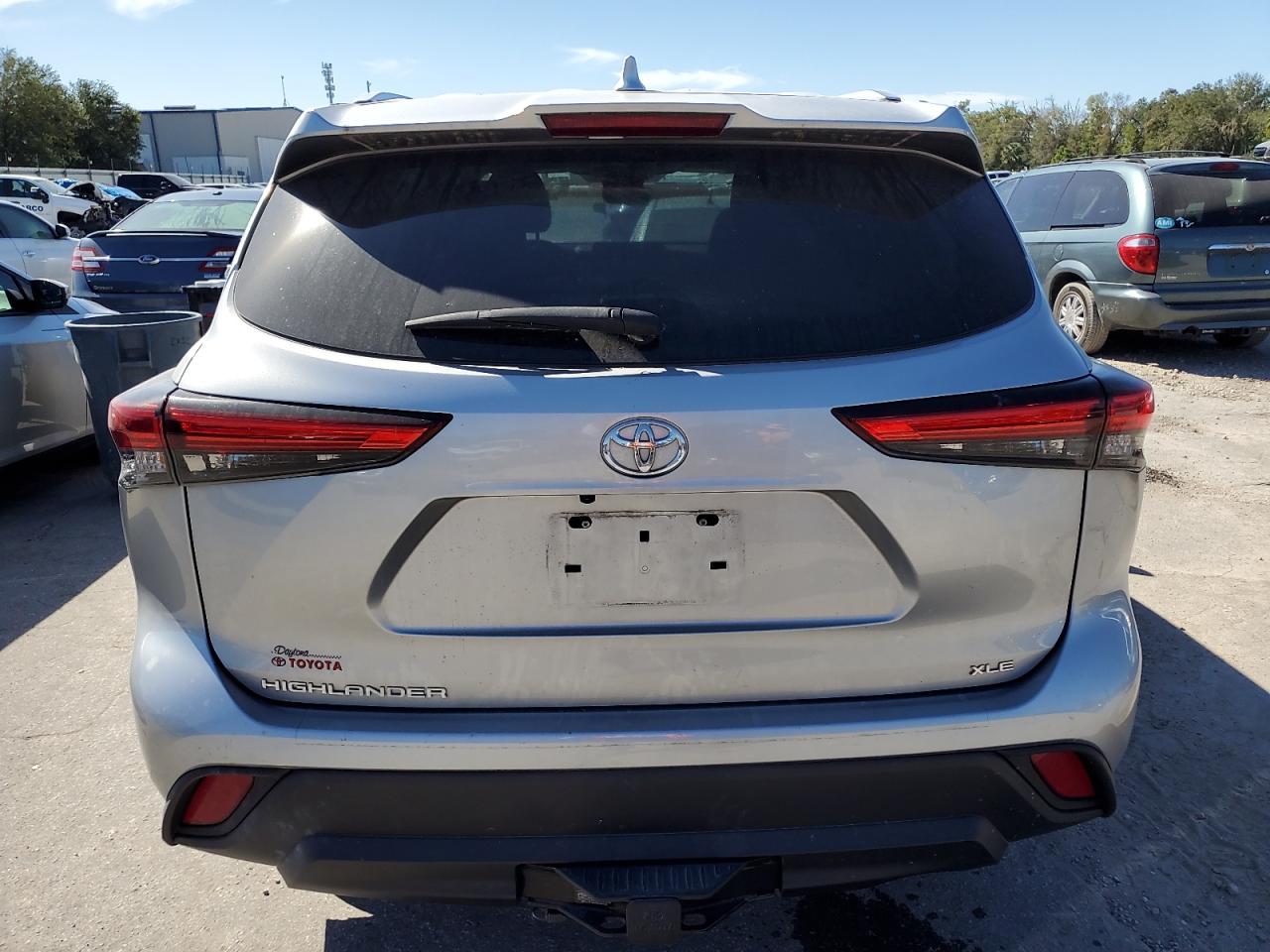 2021 Toyota Highlander Xle VIN: 5TDGZRAH6MS530165 Lot: 76197044