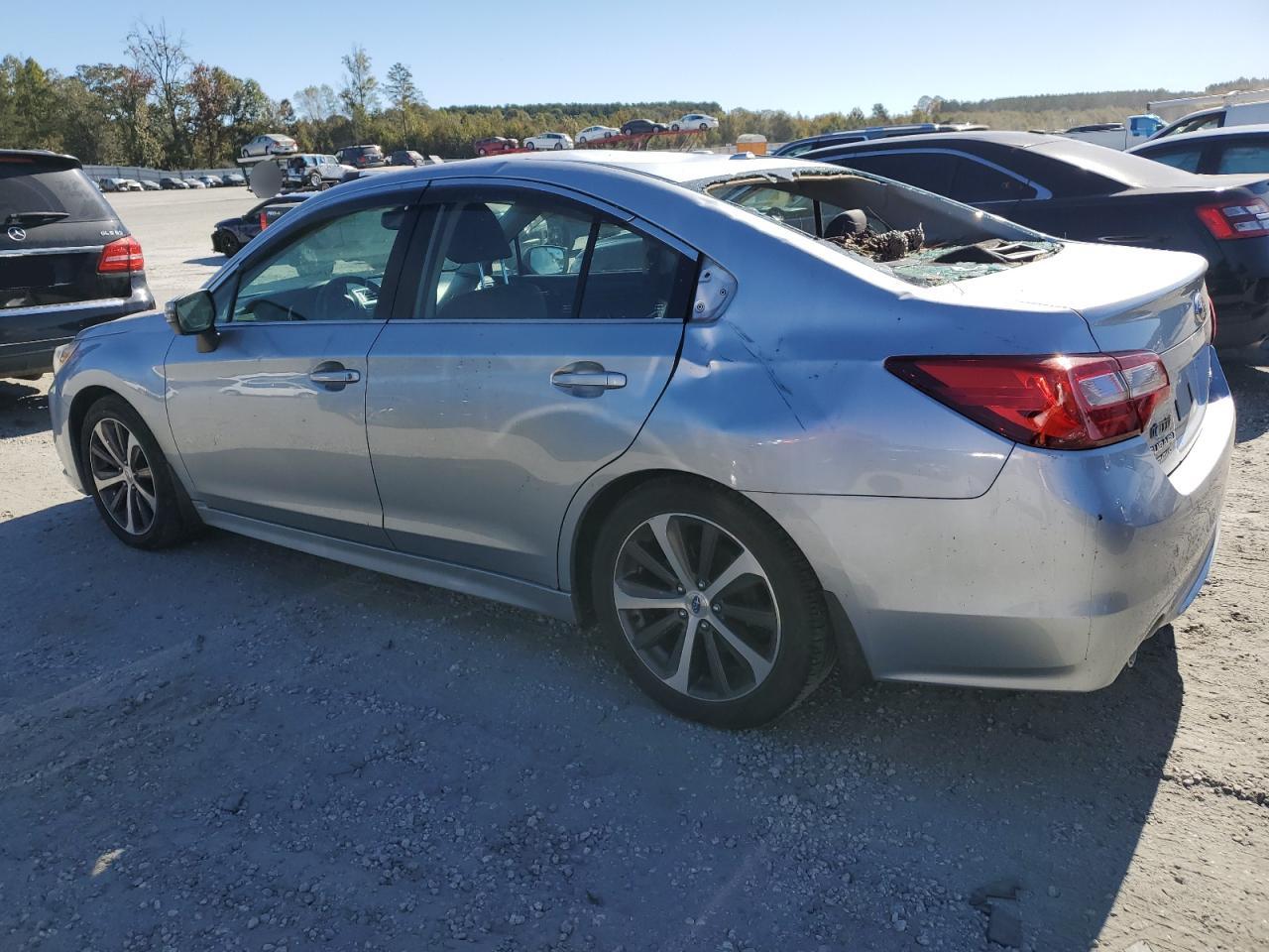 2015 Subaru Legacy - Image 2