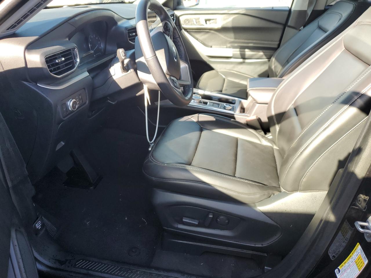 2022 Ford Explorer Xlt VIN: 1FMSK8DH9NGB25087 Lot: 73879894