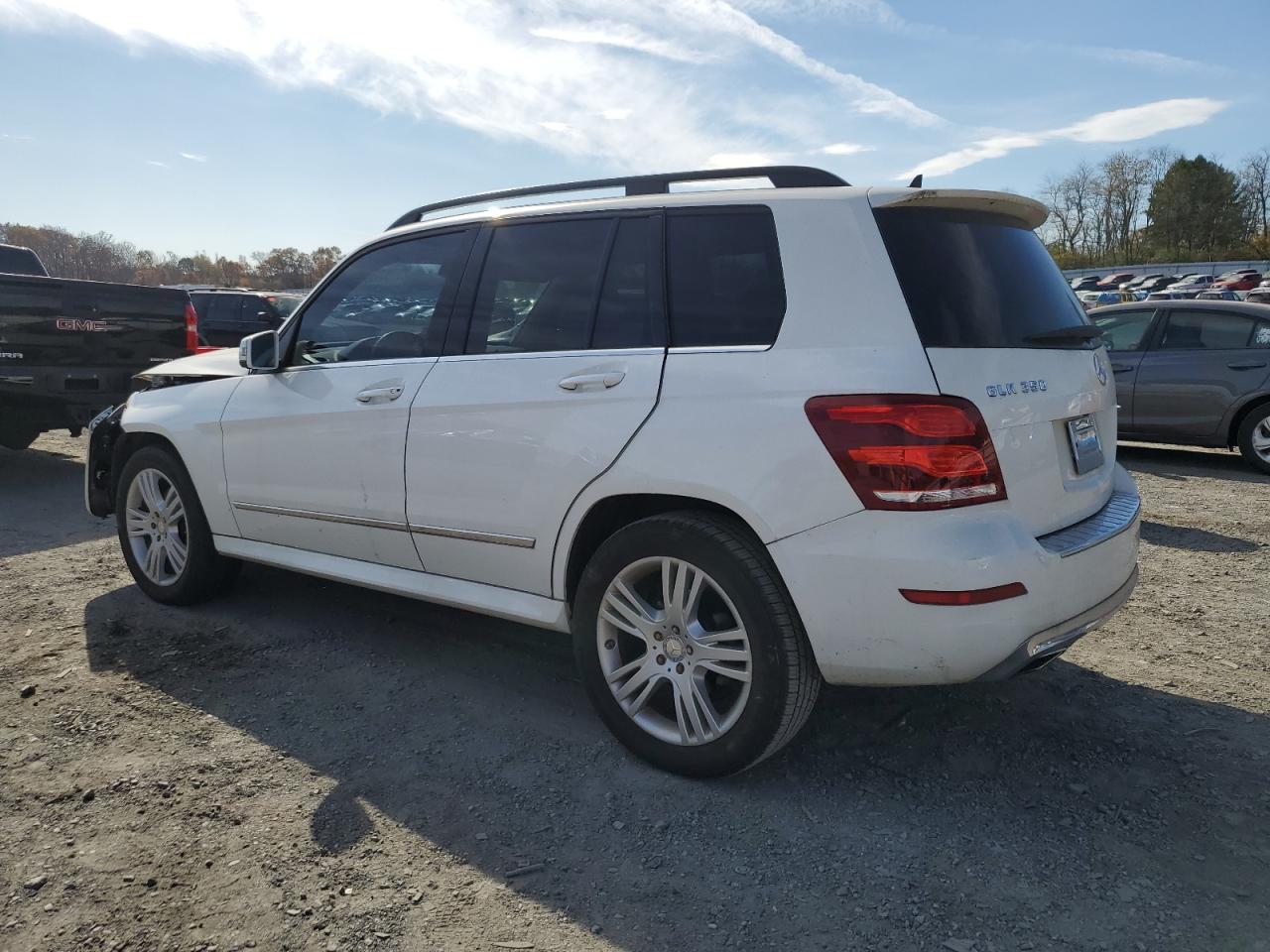 VIN WDCGG8JB4EG331696 2014 MERCEDES-BENZ GLK-CLASS no.2