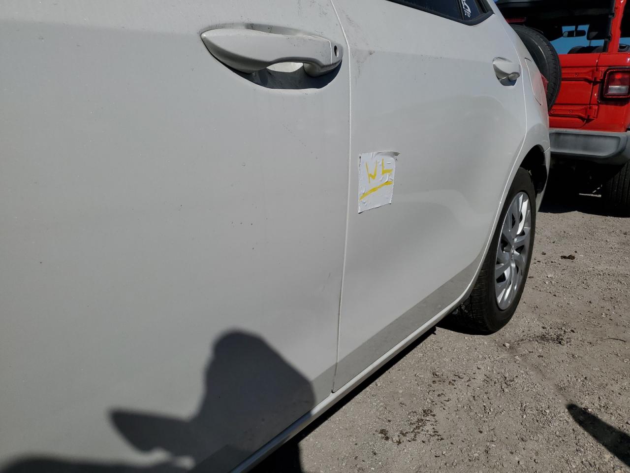 2018 Toyota Corolla - Image 12