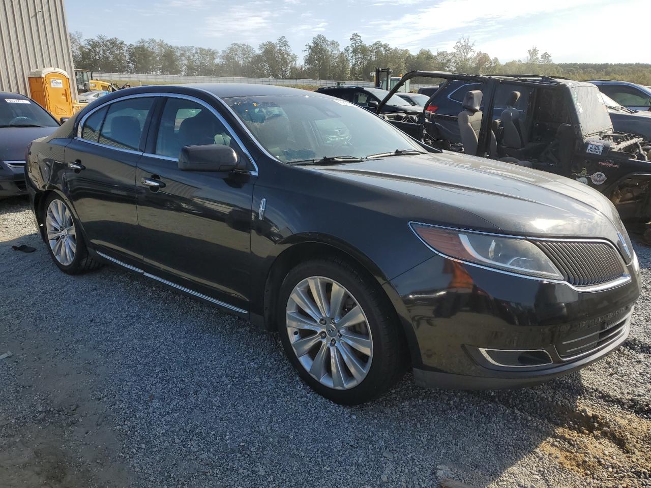 2014 Lincoln MKS - Image 4