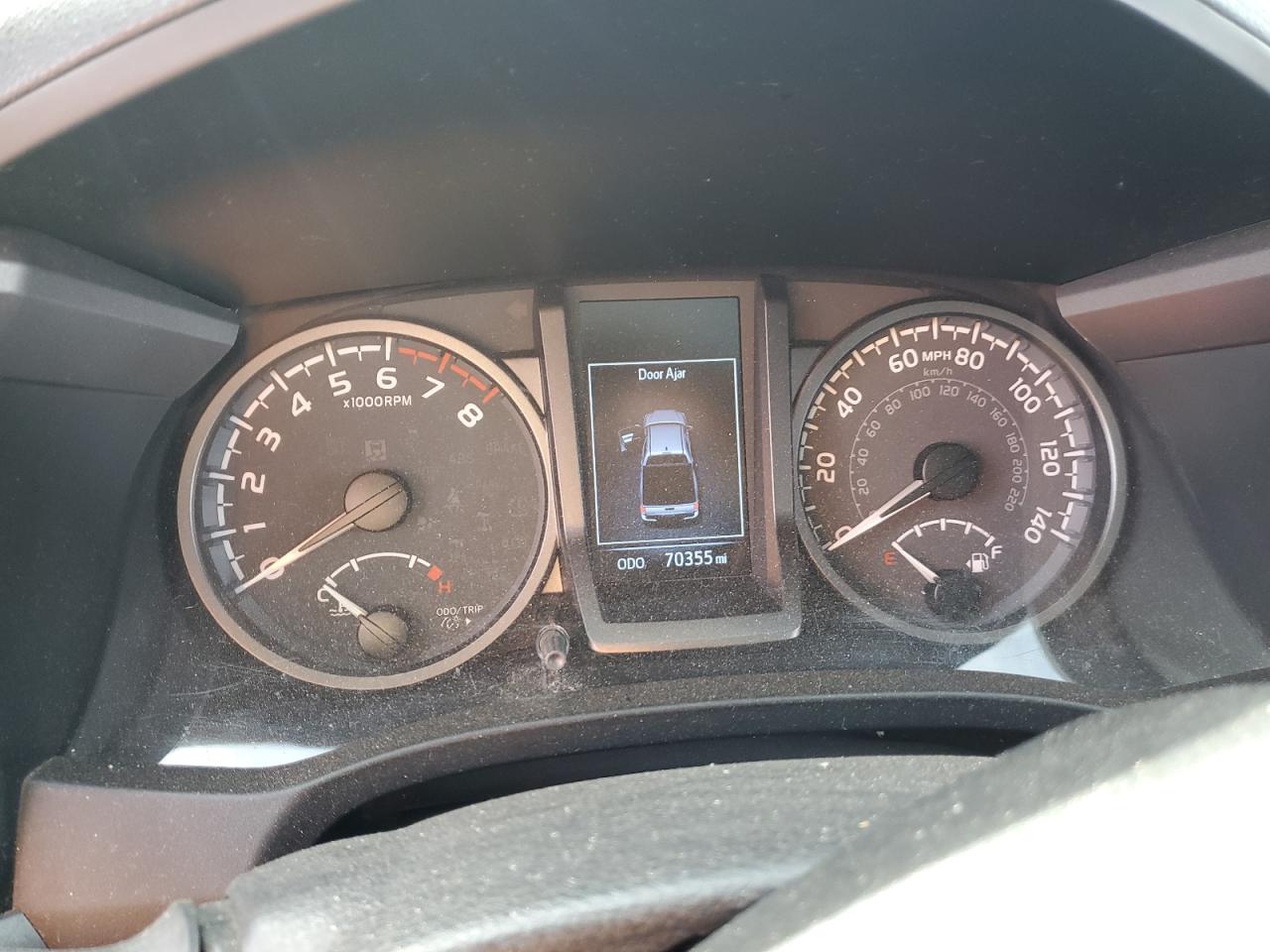 2020 Toyota Tacoma - Image 9