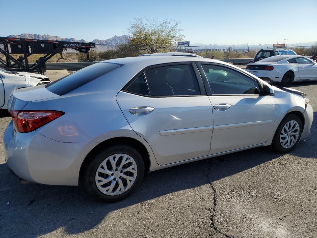 2018 Toyota Corolla - Image 3