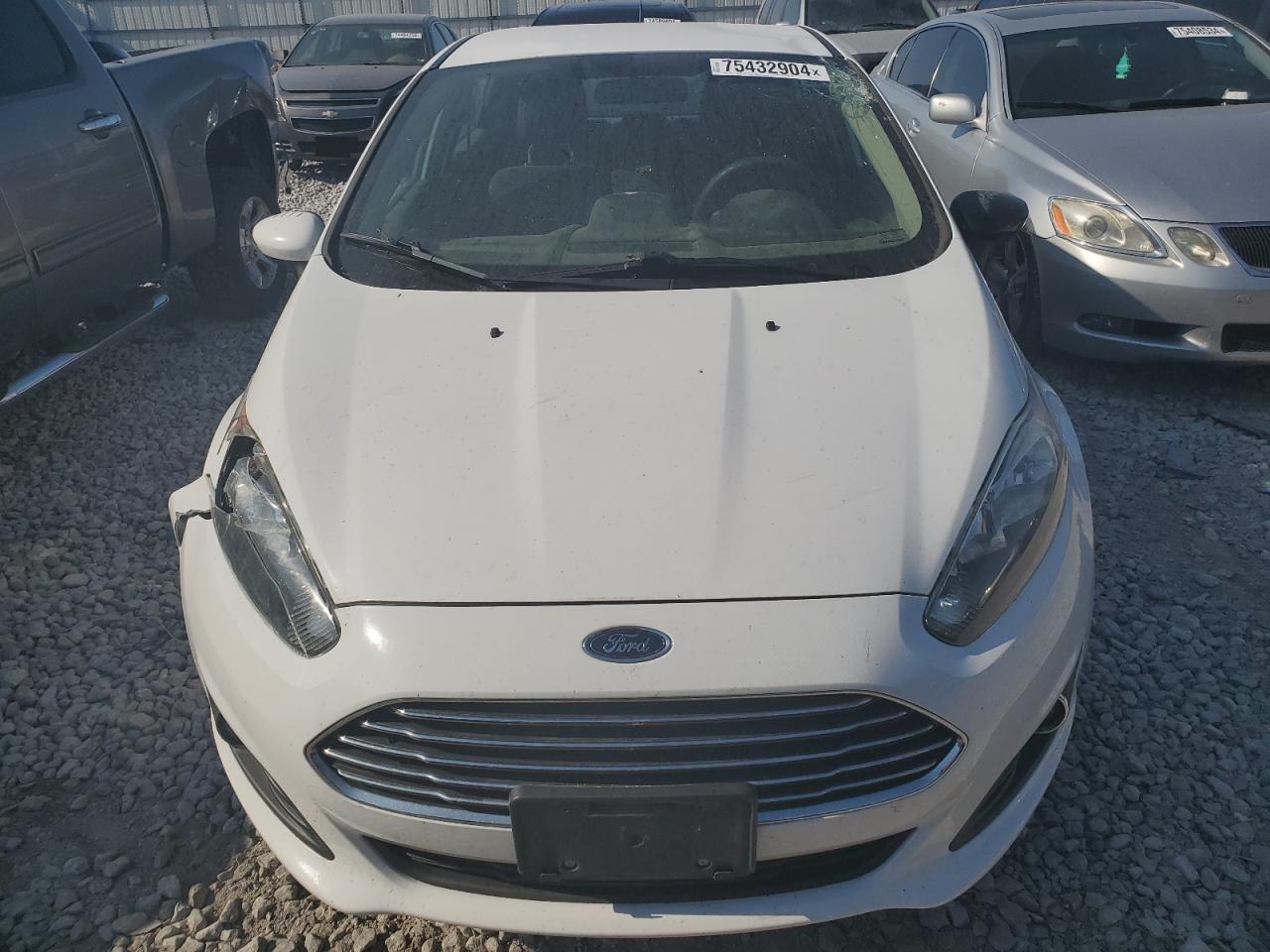 2017 Ford Fiesta - Image 5