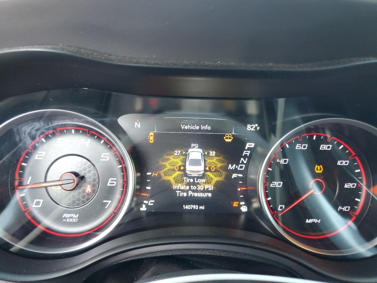 2019 Dodge Charger - Image 9