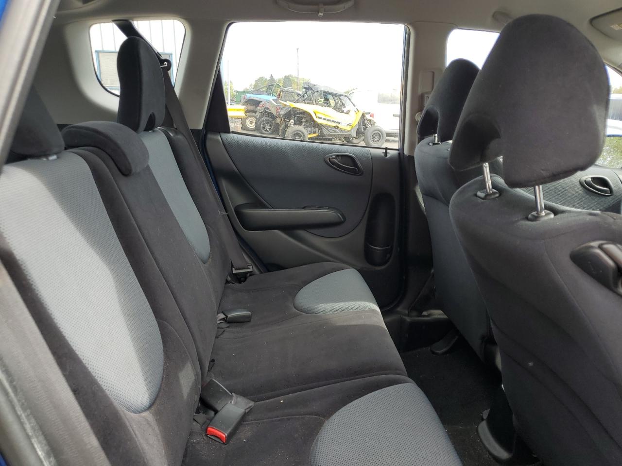 2008 Honda Fit - Image 11