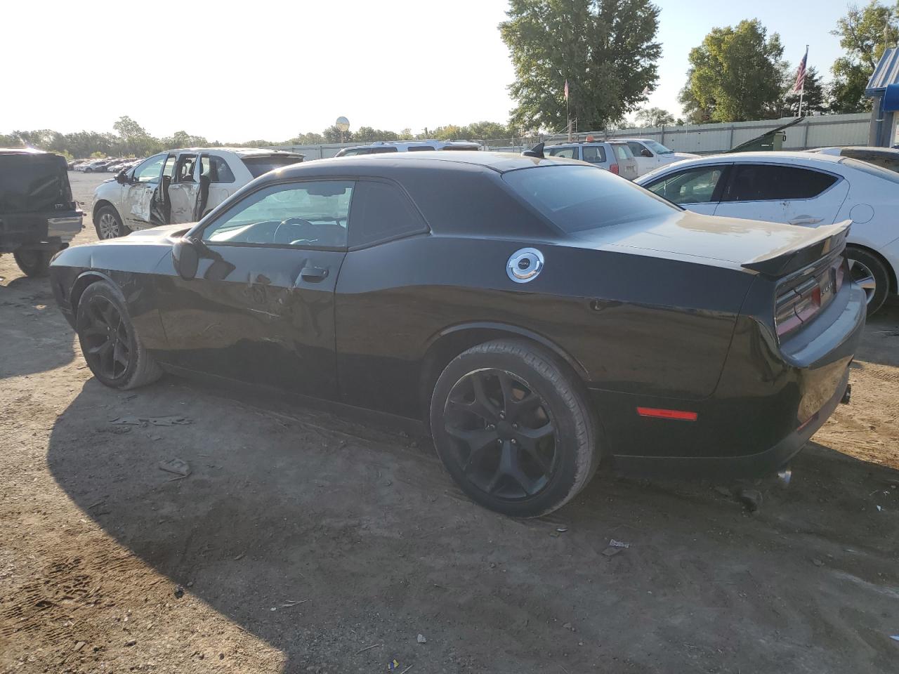 2C3CDZBG3FH757712 2015 DODGE CHALLENGER - Image 2