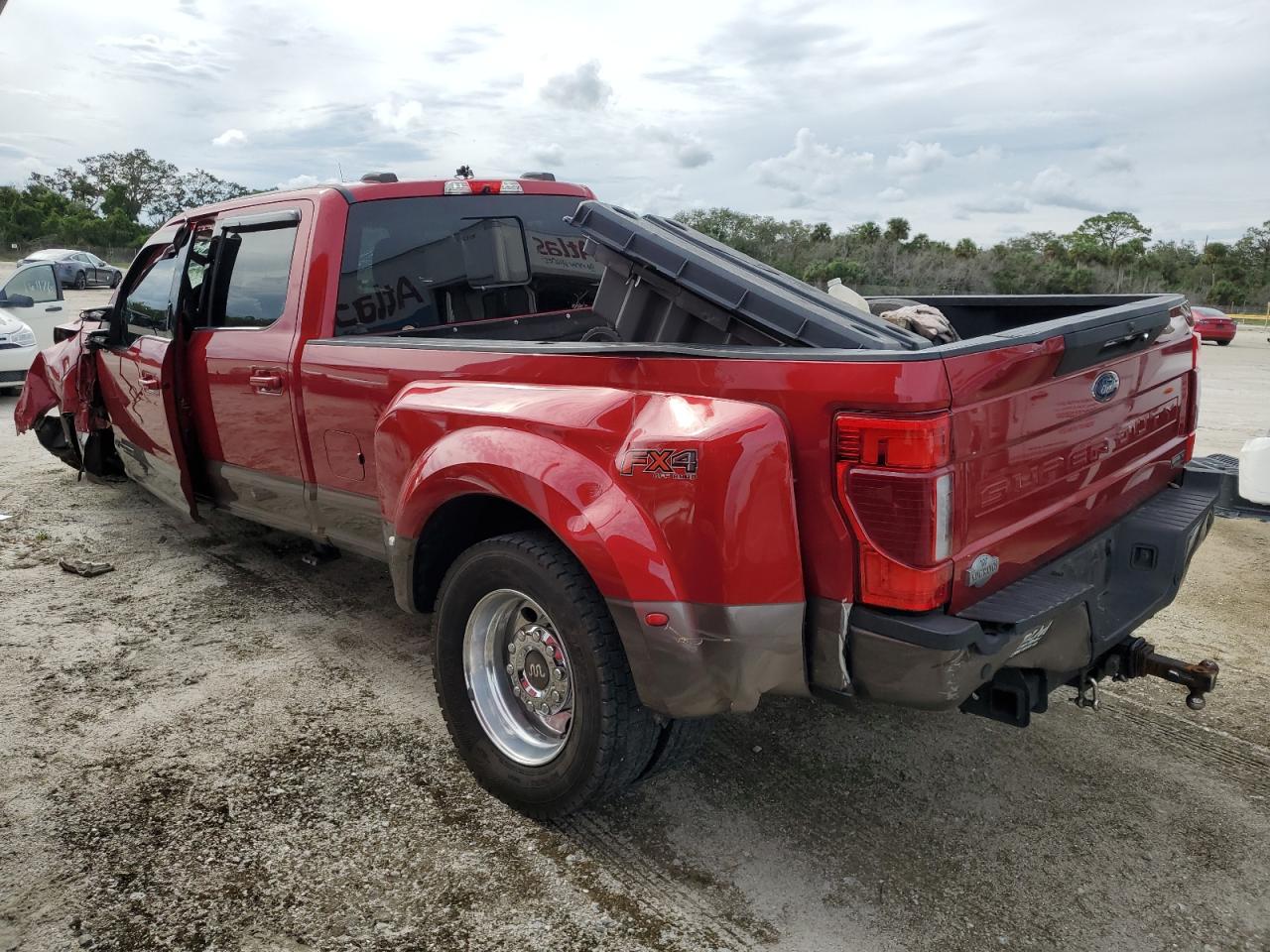 2020 Ford F450 - Image 2