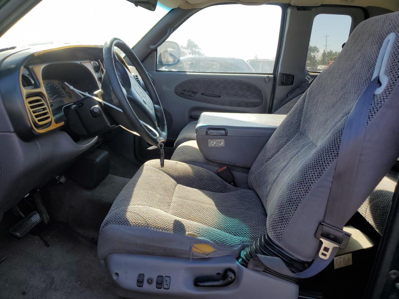 1999 Dodge Ram 1500 VIN: 3B7HC13Z3XG101520 Lot: 74957104