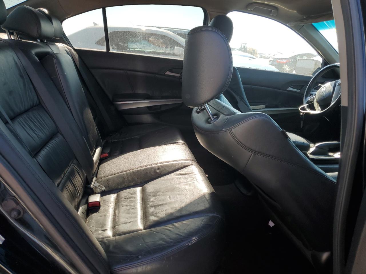 2008 Honda Accord - Image 10