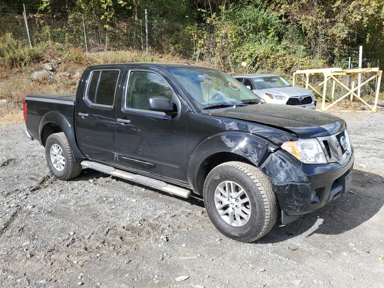 2015 Nissan Navara (Frontier) - Image 4