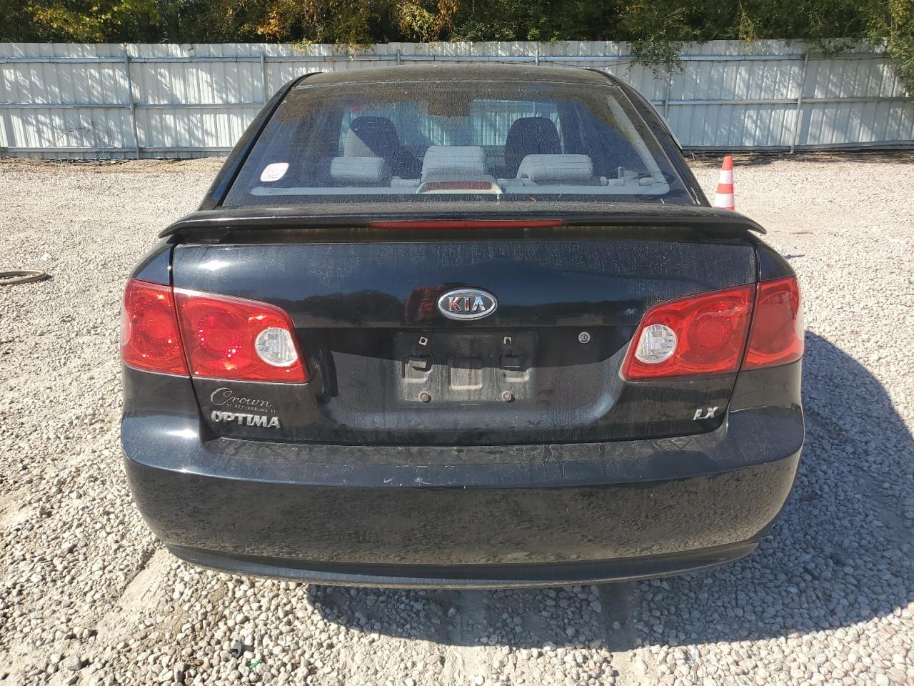 2008 Kia Optima Lx VIN: KNAGE123985276220 Lot: 77527384