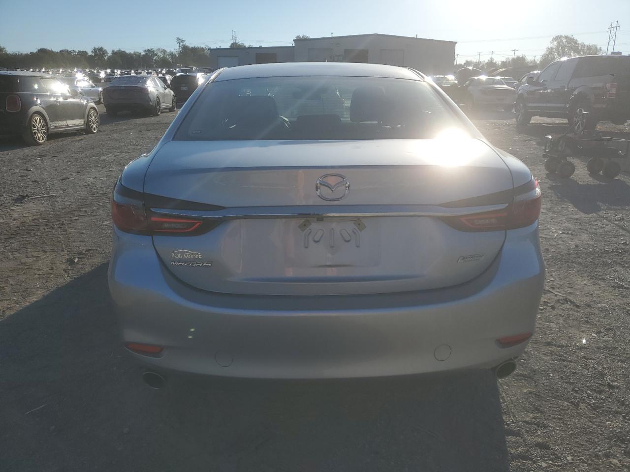 JM1GL1VM4J1328363 2018 Mazda 6 Touring