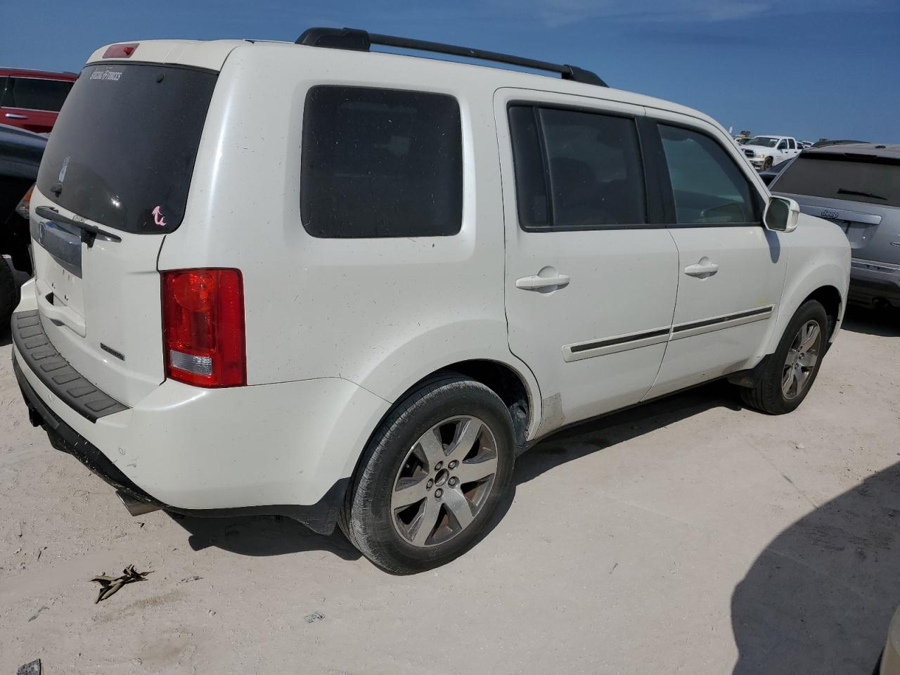 2014 Honda Pilot - Image 3