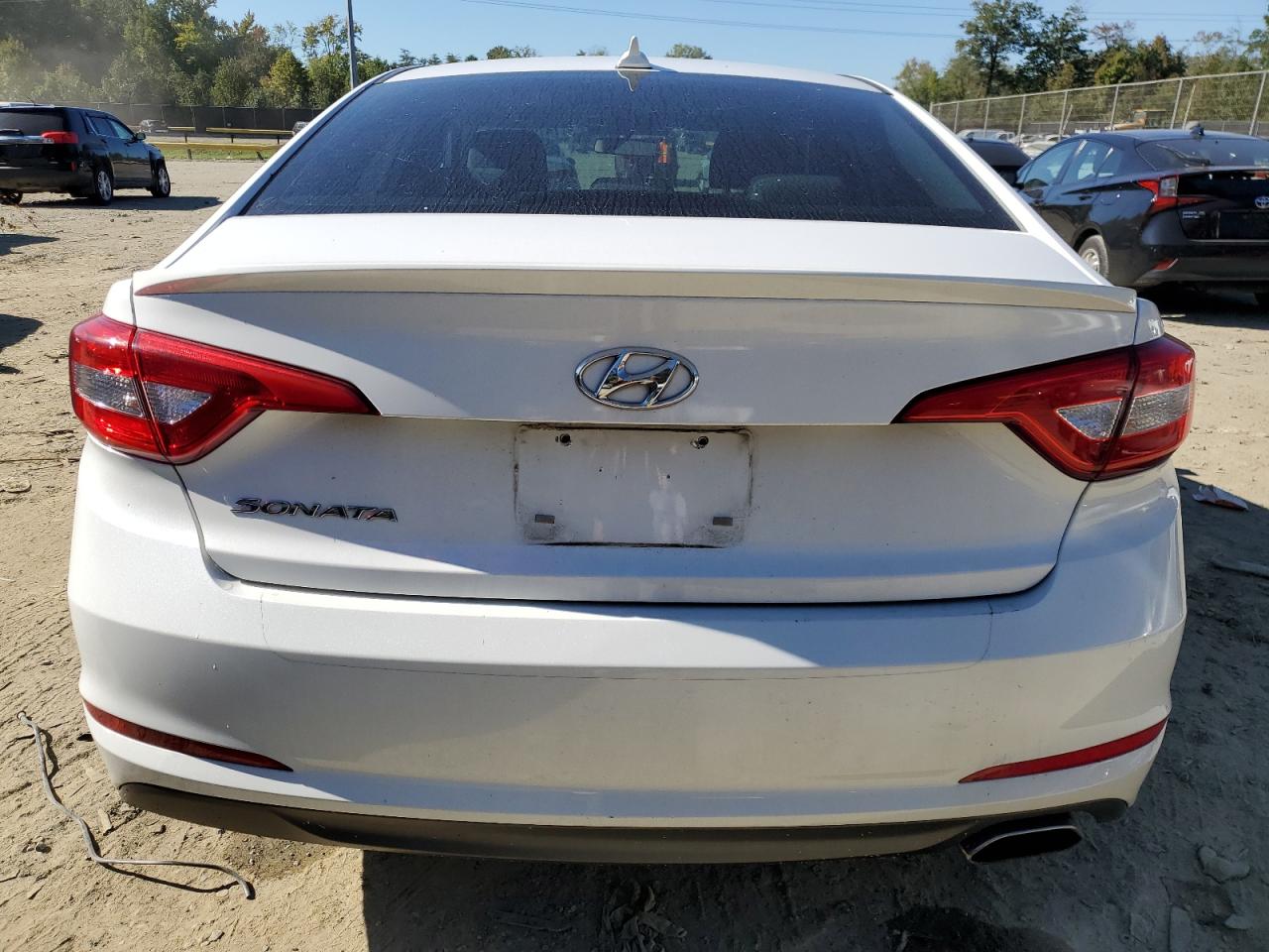 5NPE24AF5FH033713 2015 Hyundai Sonata Se