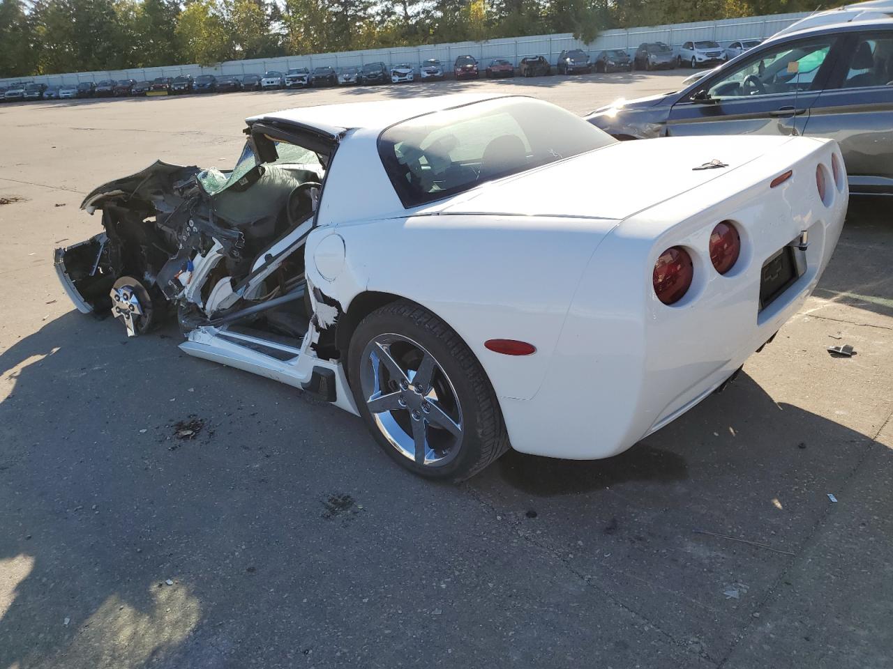 2000 Chevrolet Corvette - Image 2