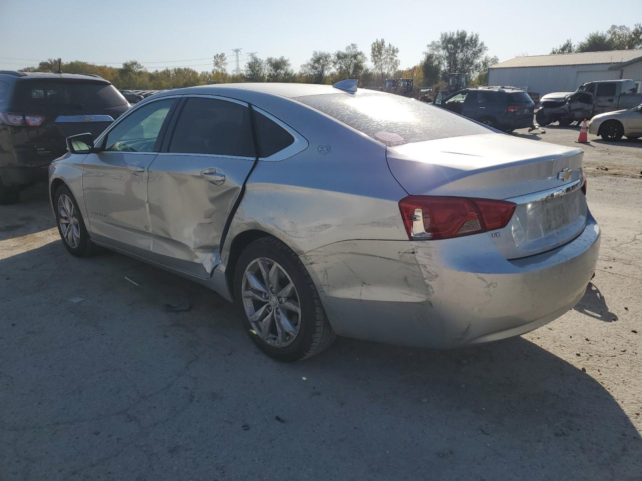 2017 Chevrolet Impala - Image 2