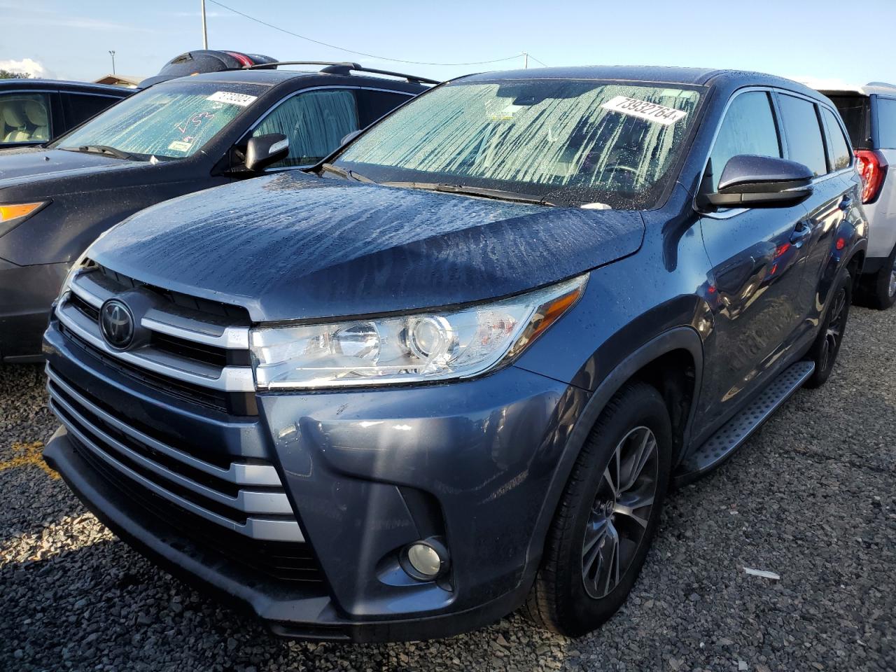 2019 Toyota Highlander - Image 1