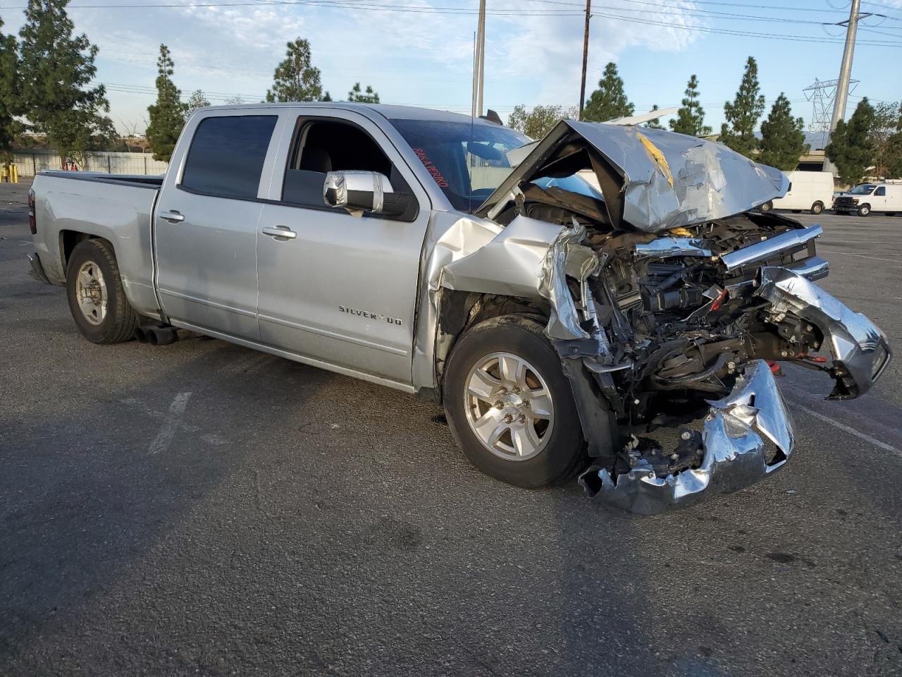 2018 Chevrolet Silverado - Image 4