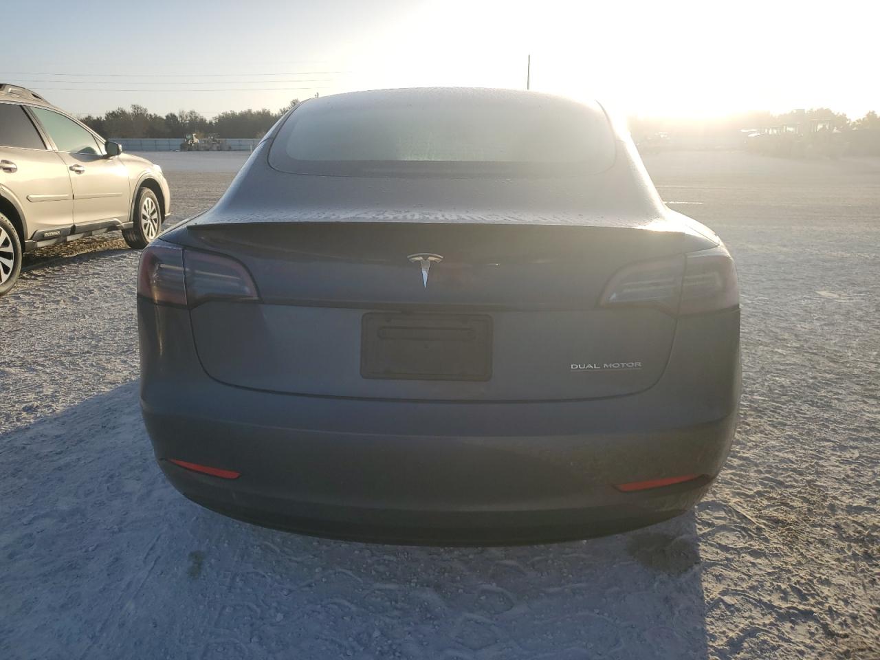 2023 Tesla Model 3 VIN: 5YJ3E1EC0PF692098 Lot: 77017624