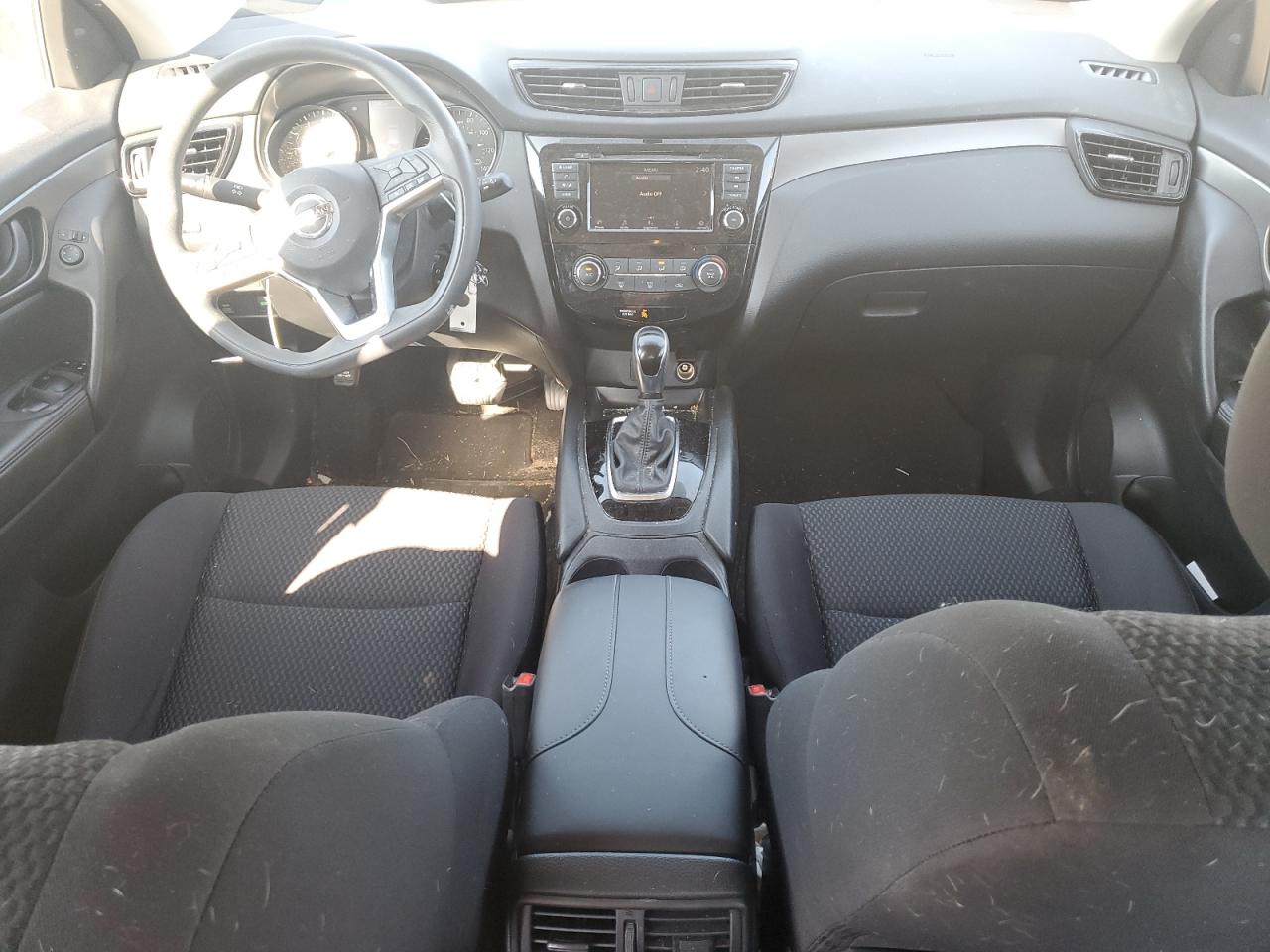 2019 Nissan Rogue - Image 8