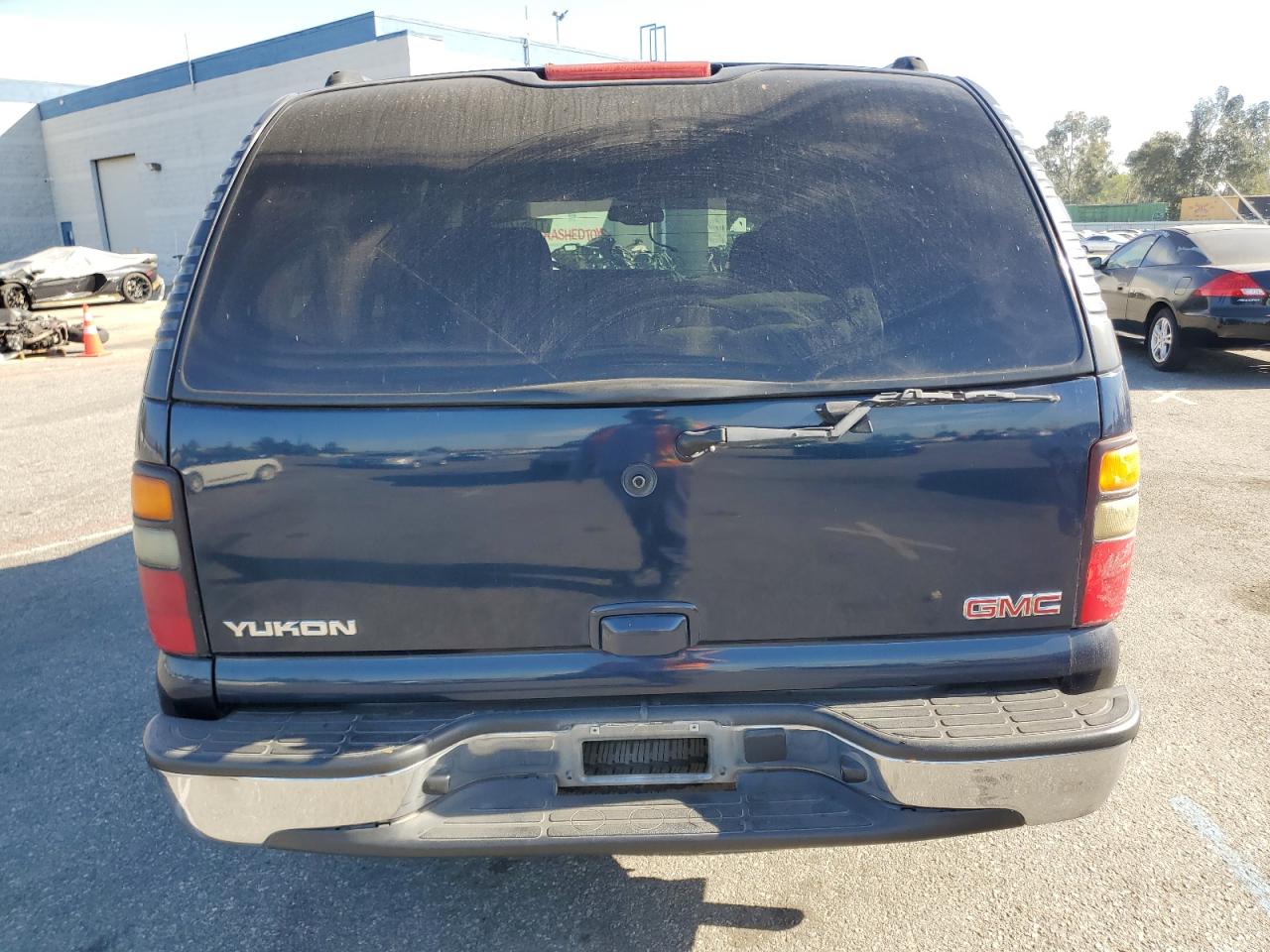 2004 GMC Yukon - Image 6