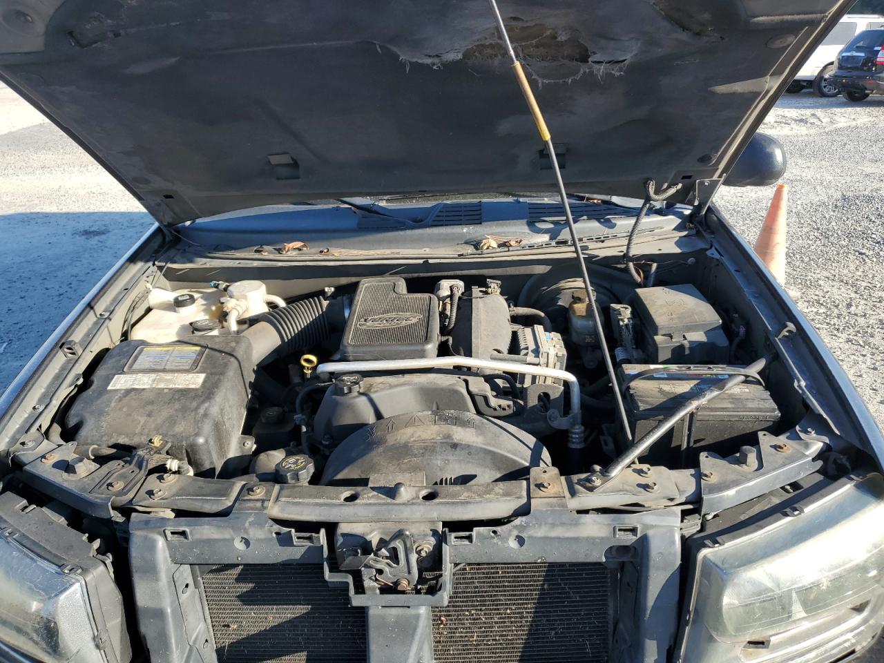 2003 Chevrolet TrailBlazer - Image 13