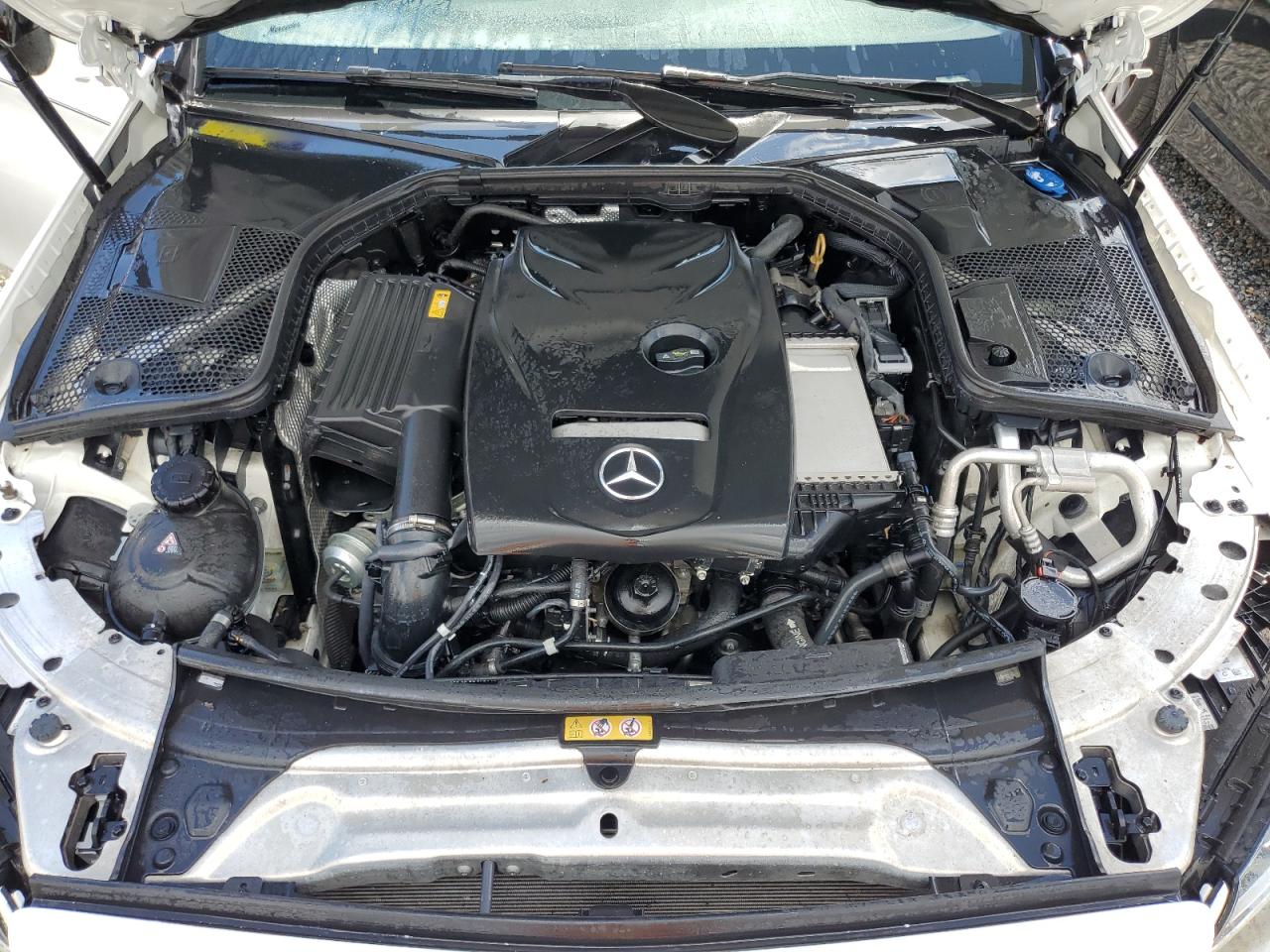 WDDWJ4JB8JF751446 2018 Mercedes-Benz C 300