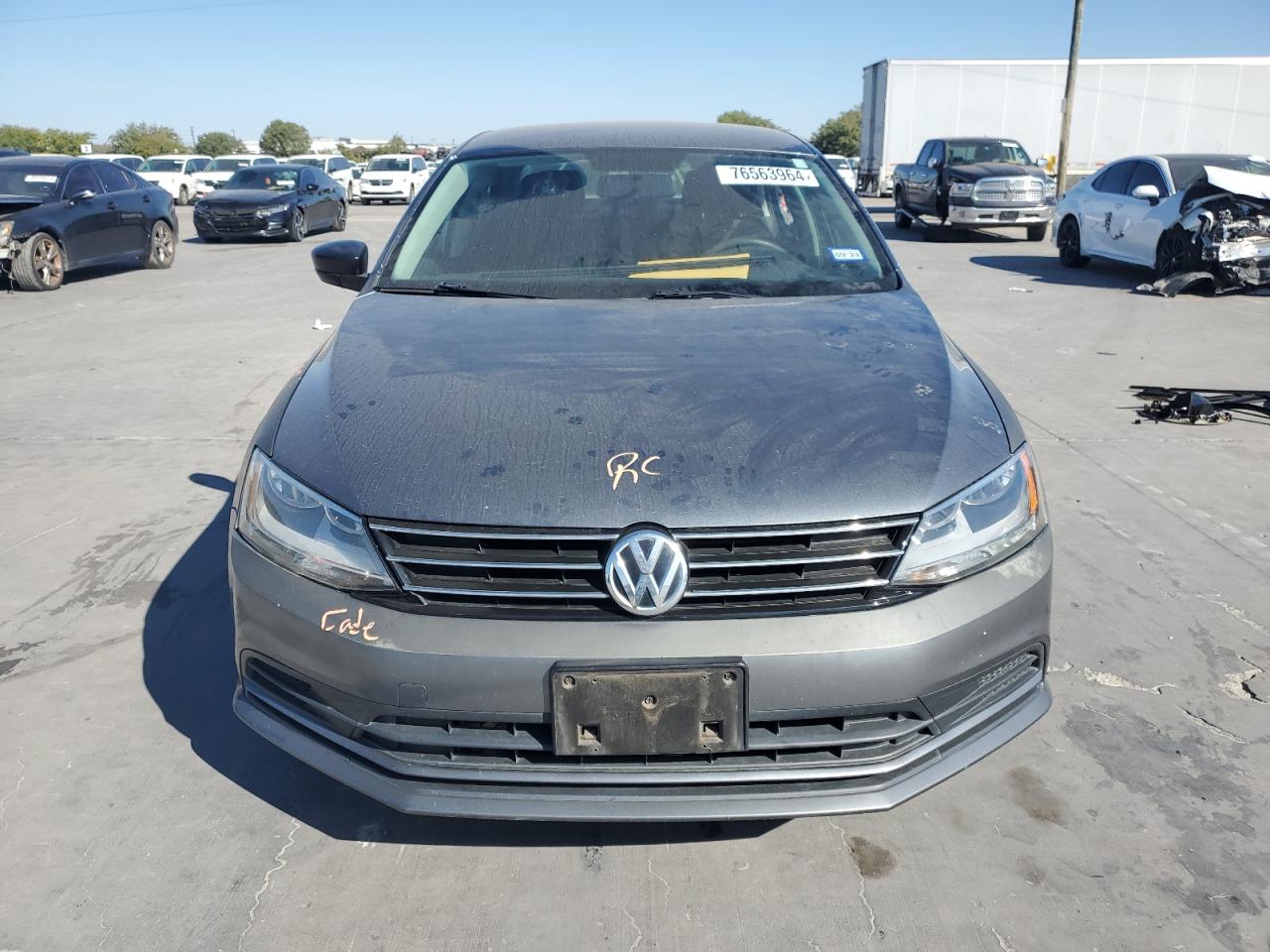 2016 Volkswagen Jetta - Image 5