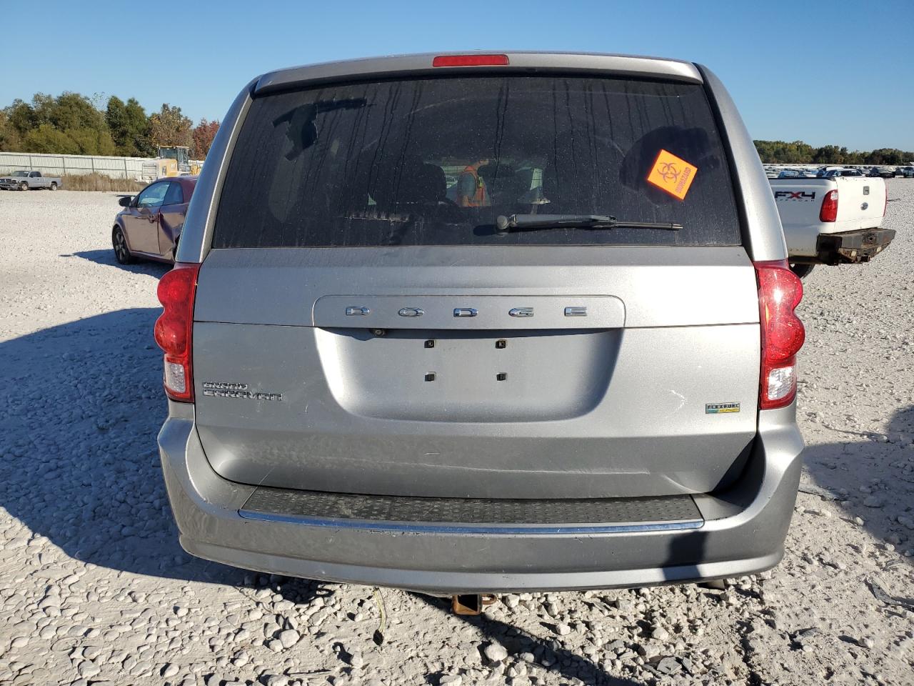2015 Dodge Caravan - Image 6